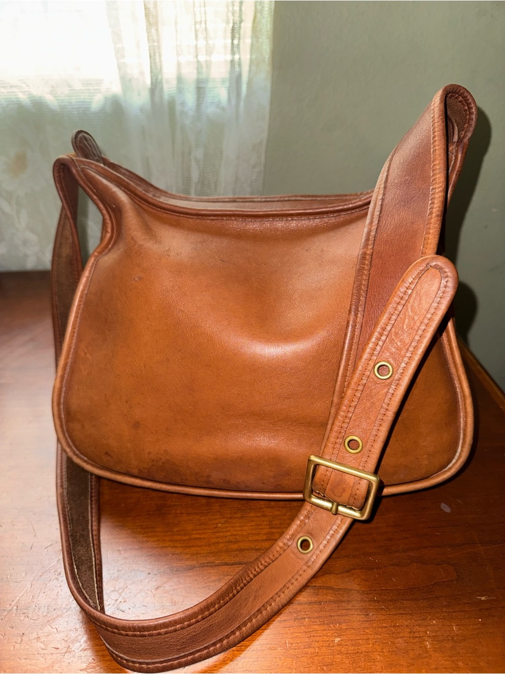 Coach Taft Vintage Crossbody Bag - Picture 5 of 12